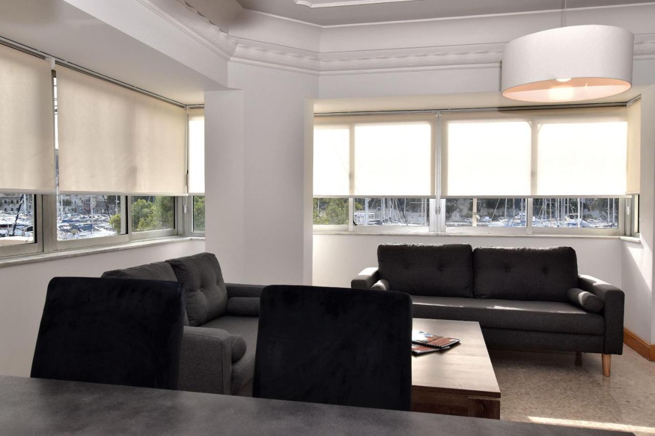 2 Bedroom, Central And Spacious Apartment With Sea View - 2 음시다 외부 사진